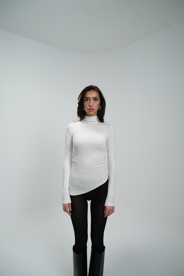 Ekru Yandan Büzgülü Bluz Ekru Yandan Büzgülü Bluz 3